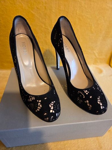 Beautiful Black Gold heels by Hobbs London, size 7