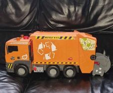 Garbage truck