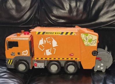Garbage truck