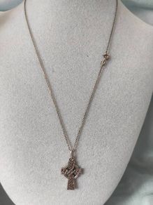 Vintage sterling silver cross pendant necklace