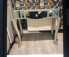 Hall table mirrored
