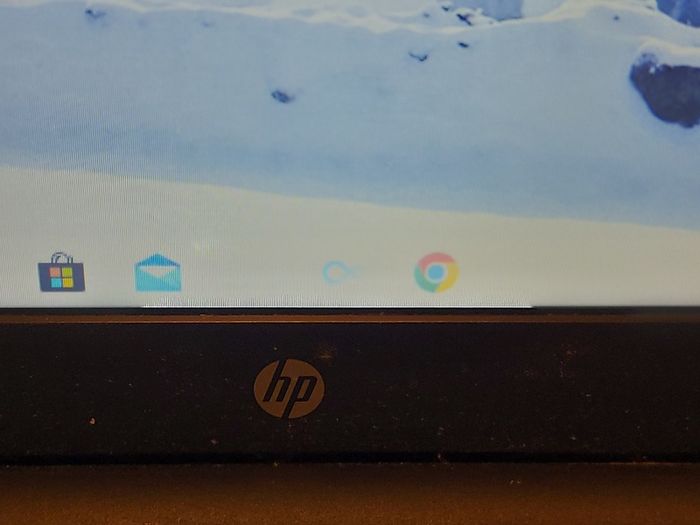 HP 15.6 inch Laptop Model 15-bw066sa, 4GB Ram, 1 Terrabyte HDD, Windows 10 Home, AMD A6-9220 Radeon R4, 5 Compute Cores 2C+3G 2.5GHz