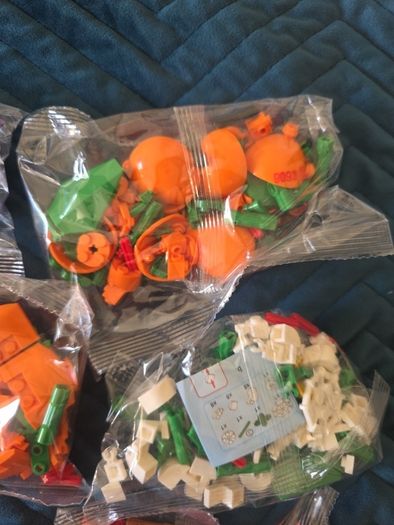 lego flowers
