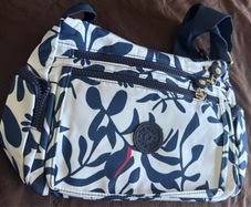 Brand New This is a Kipling Gabbie crossbody shoulder bag in the "Crazy Leaves" / Navy & Cream Leaf print colorway.