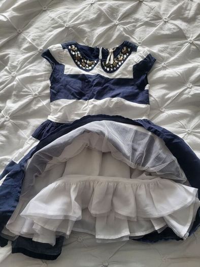Girls dress next