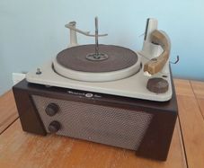 Monarch Four Record Player, 1950's, vintage, antique, collectable, 50's, display, curio.