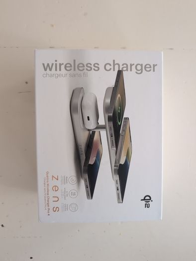 Zens Quattro Wireless Charger Pro 4