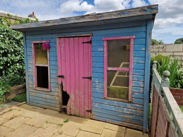 shed