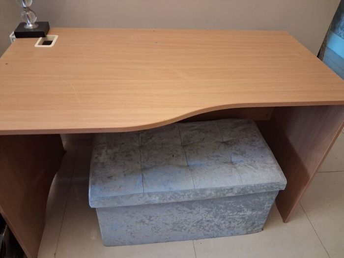 Free Desk