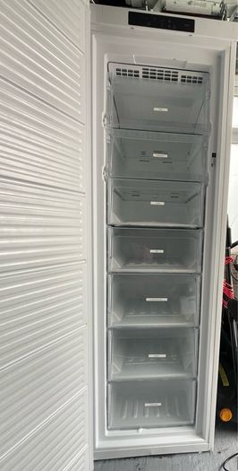 Hotpoint upright freezer