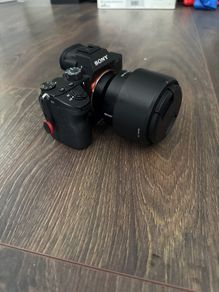 Sony 85 f1.8
