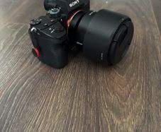 Sony 85 f1.8