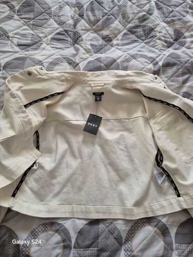 Dkny