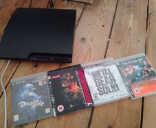 Modded PS3 Slim + games