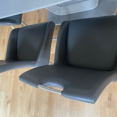 kitchen table and 6 chairs