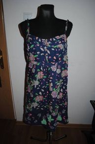 Mantaray navy floral strappy above the knee dress size UK14 EU42 Postage included