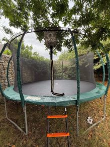 Large 16ft Trampoline with Safety Net & Ladder