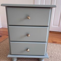 bed side locker