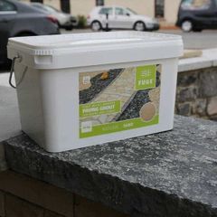Fuge Immobest Paving Grout.