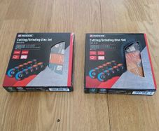 Cutting and grinding disc set x 2.