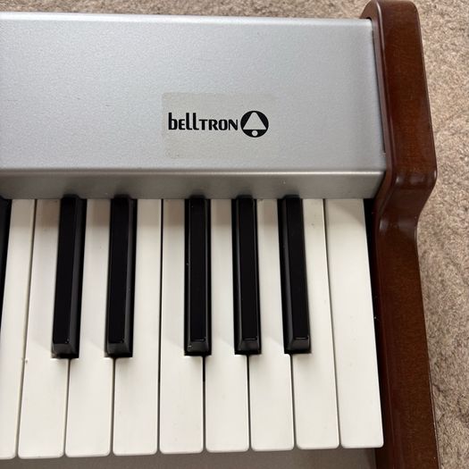 Belltron Sixty One MIDI Keyboard