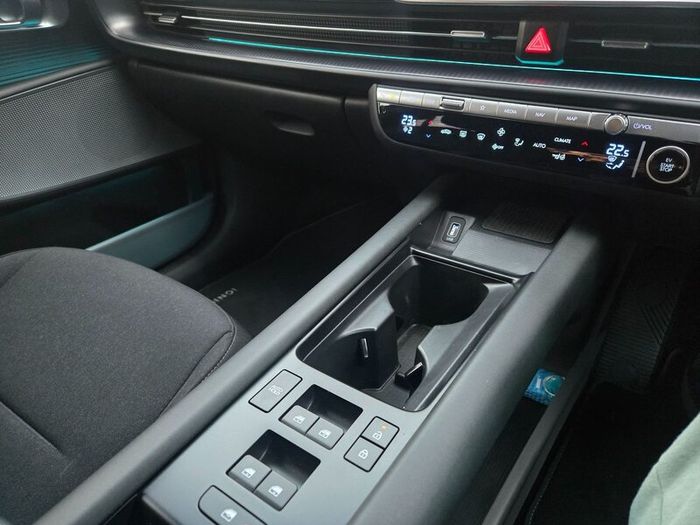 Hyundai IONIQ 6 Premium 2024 - VRT is 0 Euros