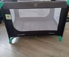 travel cot