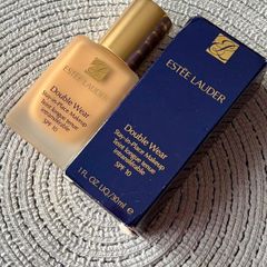 Estee Lauder Double Wear Stay-in-Place Foundation  4W1 SPF 10 Honey Bronze 30ml With Box
