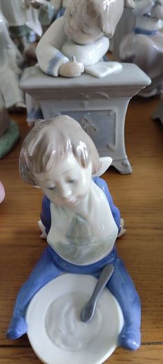 Nao Figurines