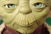 Star Wars Interactive Yoda ( Furby ) 2000 Tiger Electronics