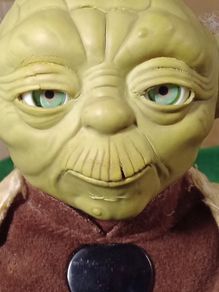 Star Wars Interactive Yoda ( Furby ) 2000 Tiger Electronics