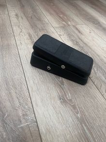 Fractal EV-2 volume/expression pedal
