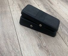 Fractal EV-2 volume/expression pedal