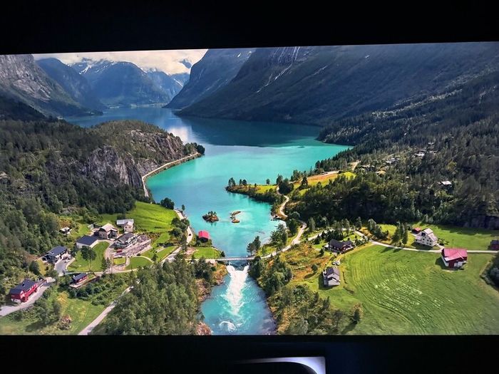 Samsung 49 Premium 4K Ultra HD HDR Smart TV