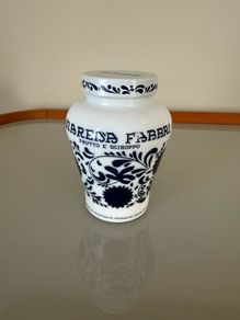 Fabbri jar with lid