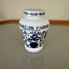 Fabbri jar with lid