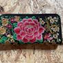 Woman floral embroidered wallet Image 2