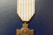 France ,Croix Du Combattant 1914-18.Bronze.