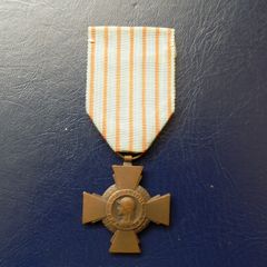 France ,Croix Du Combattant 1914-18.Bronze.