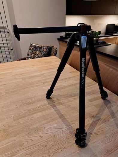 Camera Tripod Manfrotto 055