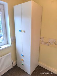 Kids wardrobe