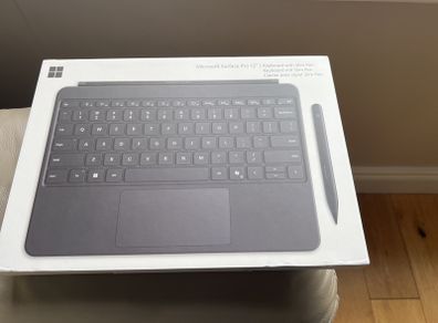 Surface Pro 12-inch Keyboard with Slim Pen