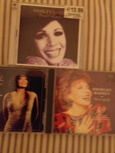 Shirley Bassey Pack.