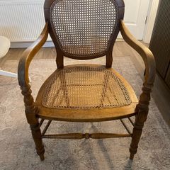 Ratan chair