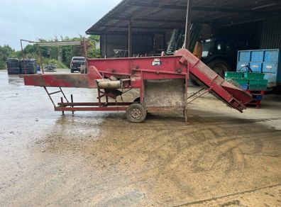 Potato grader