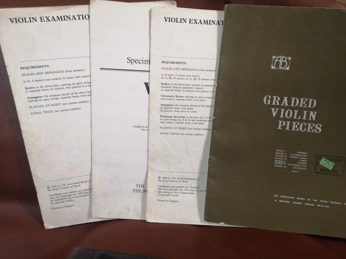 Violin Exam papers, sight reading and method book, Grade 1-5