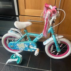 Girls bike