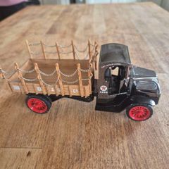MACK AC Bulldog 1918 Flatbed Truck