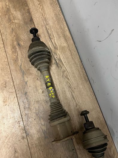 Audi A4 B8 2009 Driveshaft Front 2.0tdi Manual