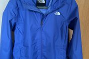 North face light rain/ wind jacket . Size M/12